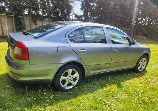 Skoda Octavia cena 15900 przebieg: 403500, rok produkcji 2012 z Lublin małe 92